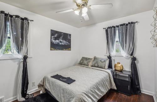 Inkster House | Queen G2 Mansion home