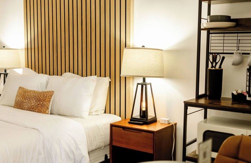 San Angelo House | Queen Mini Suite at Angoria