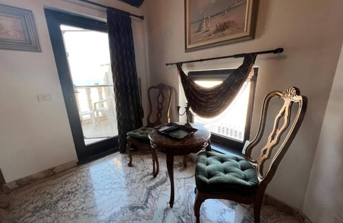 Eforie Apartment | Queen Room with Sea View