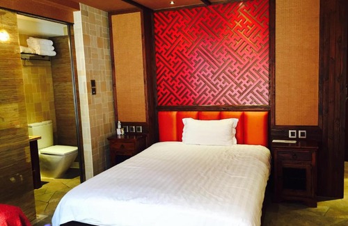 Wan Chai Apartment | Queen's 100