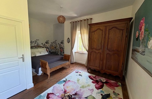 Entraygues-sur-Truyere House | Queen-Superior-Wet room-Park view