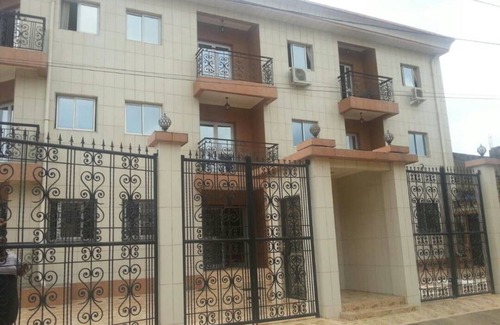 Douala Apartment | Queen's Residence