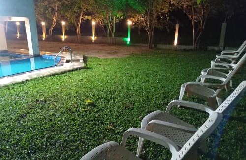 Maspotha Hotel | Queen's tower grand
