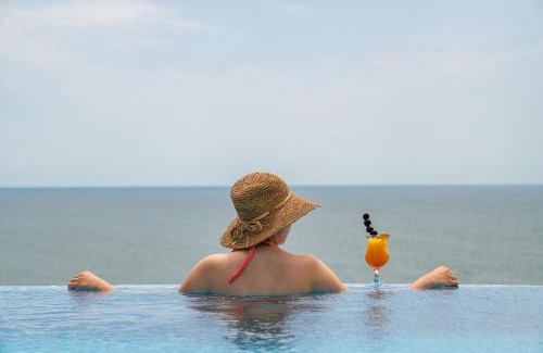 Balchik Apartment | Queen's view 14-Pools-Near Botanic garden