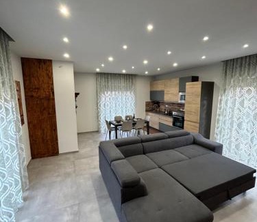 Gaggi Apartment | Queen street 119