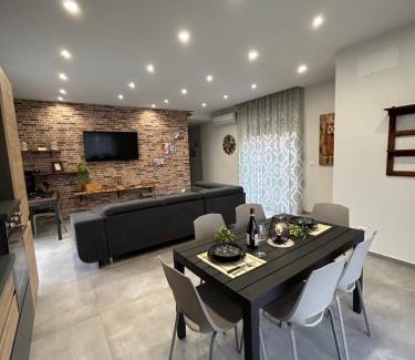 Gaggi Apartment | Queen street 119