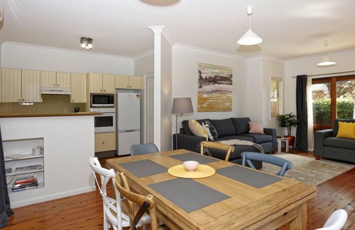 Berry House | Queen Street Cottage
