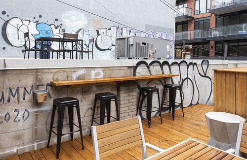 Fashion District Apartment | Queen Street Lofts- 4 Bedroom Monumental Loft