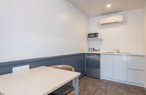 Richmond Hotel | Queen Street Studios