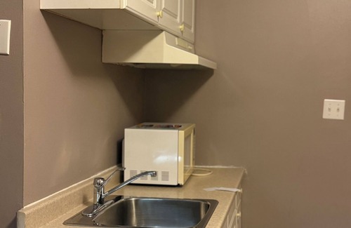 St. Lawrence Apartment | Queen Suite in Toronto