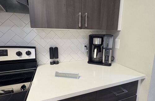 Tampa Apartment | Queen Suite Upscale Comfort + Privacy