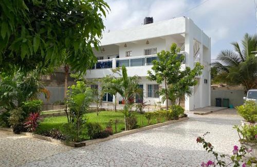 Serrekunda House | Queen Zee Boutique Hotel