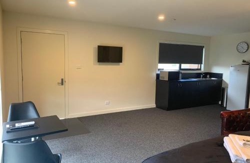 Longford Hotel | Queens Arms Hotel