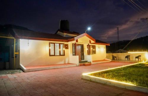 Thalayathimund Resort | QUEENS COTTAGE - individual cottage