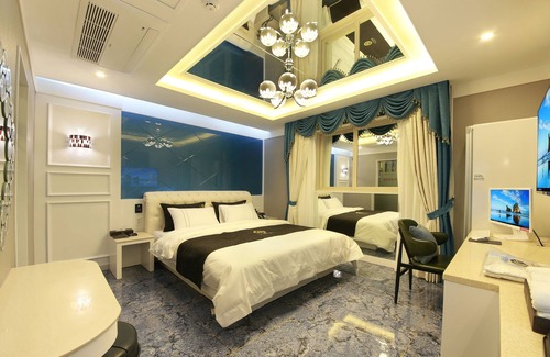 Namwon Hotel | Queens Drive In