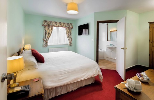 Ripley Hotel | Queens Head Inn