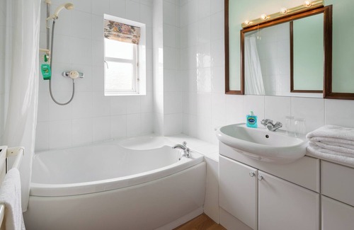 Ripley Hotel | Queens Head Inn