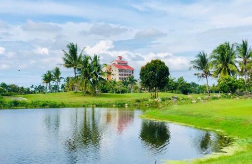 Medellin Resort | Queens Island Golf and Resort