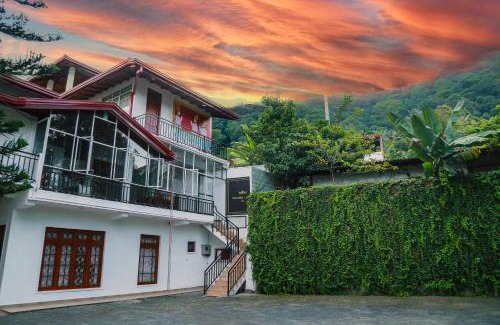 Harispattuwa House | Queens Lodge