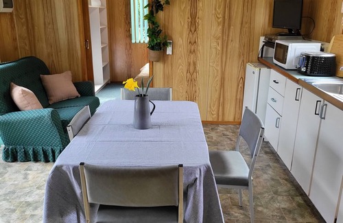 Queenstown Cabin | Queenstown Copper Country Cabins