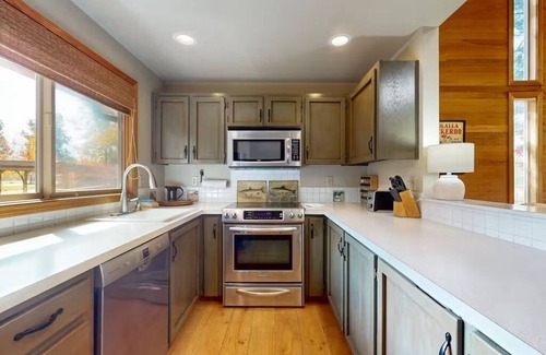 Sunriver Condo | Quelah 107, Best View In Sunriver!