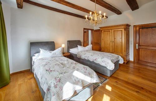 Blankenheim Apartment | Quellenhof - Wohnen im Denkmal - Wohnung "Hirtenturm"