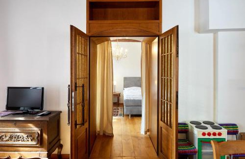 Blankenheim Apartment | Quellenhof - Wohnen im Denkmal - Wohnung "Hirtenturm"