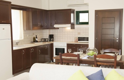 Alikambos Villa | Querini Villa Maria In Alikampos 9km From Sandy Beach