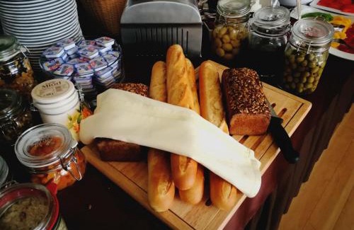 Brzesko Hotel | QUEST HOTEL - dawniej Hotel Planeta