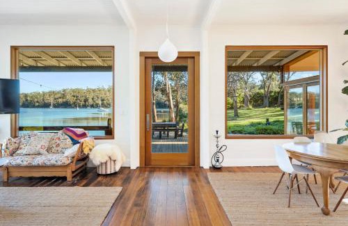 Barnes Bay House | 'Questa' Heritage Cottage