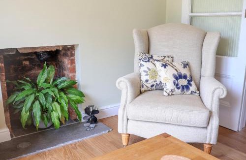 Sidmouth Apartment | Questant Lodge