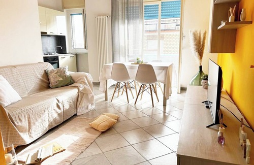 Santhia Apartment | Quick Home Binario Zero