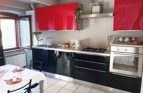 Cavaglia Apartment | Quick Home Loft - One Bedroom Apartment, Sleeps 4
