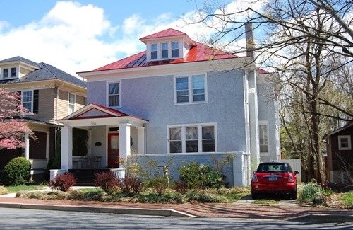 Staunton House | Quickly's Retreat - A Home Away from Home