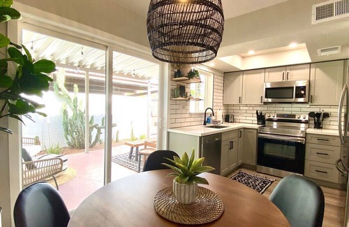 Village Grove House | Quiet 1-Story OldTown Condo w/CozyPatio & Parking!