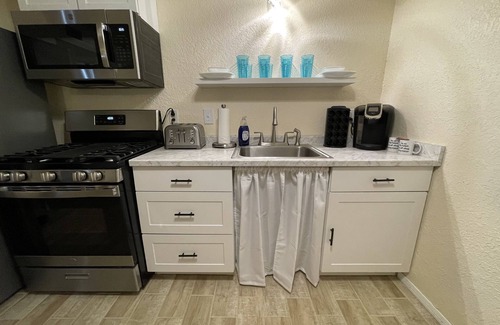Mesilla Park Apartment | Quiet 1bd/1b with Equestrian Facilities close to Old Town Mesilla