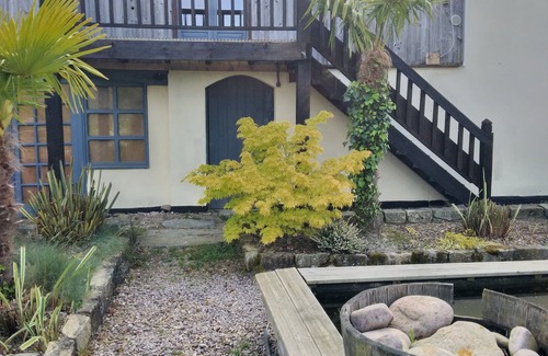 Landebia Apartment | Quiet 1st floor apartment with balcony and patio, 18 km from the sea