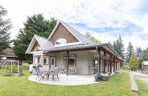 Black Creek House | Quiet 2 Bedroom Homestead in Miracle Beach