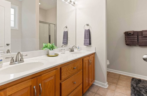 Dock Junction House | Quiet 2 bedroom - one level