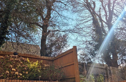 Cockett House | Quiet 2bedroom Home-garden-parking-family Friendly