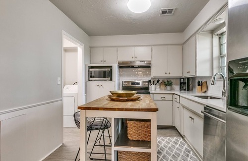 Edmond House | Quiet 3/2 Home in Edmond!