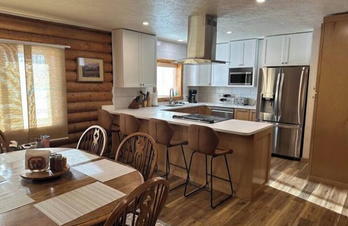 South Park House | Quiet 3 Bedroom Home with Beautiful Mountain Views in Jackson.