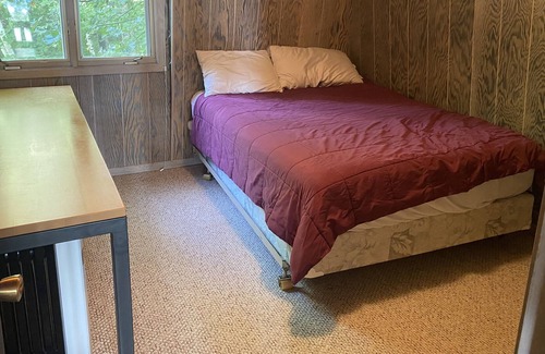 Cable Cabin | Quiet 3-level lakefront condo on Lake Owen