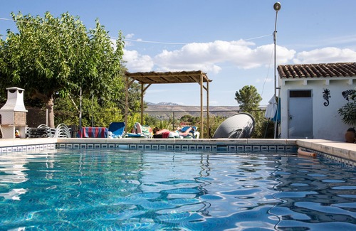 Agullent Villa | Quiet, 4 bedroom private villa, air-con and large pool in Ontinyent, Valencia.