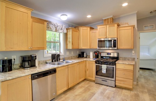 Felch House | Quiet 5-Acre Escape in Iron Mountain w/ Fire Pit!