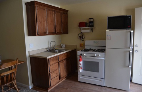 Pahrump Apartment | Quiet 5 STAR ESCAPE-Death Valley-Prairie Fire-Spring Mountain