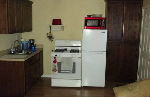 Pahrump Apartment | Quiet 5 STAR ESCAPE-Death Valley-Prairie Fire-Spring Mountain