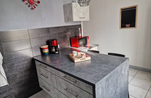 Haute-Saone Apartment | Quiet 8-person Logis 300 m walk from the karting circuit