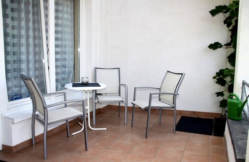 Burgen Apartment | Quiet accommodation at the winegrower's with a view of the vineyards - own restaurant