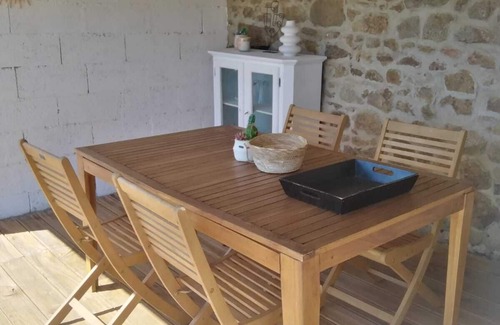 Vernet-la-Varenne Cottage | Quiet, adjoining gîtes with unobstructed views.